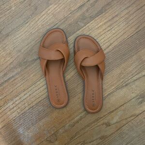 Serra Brown Slide Sandals Size 8
